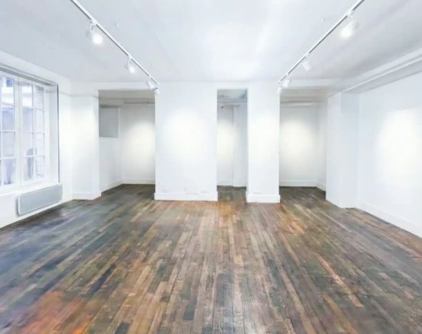 75003-300-1798-Sainte-Avoye