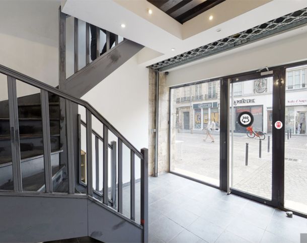 75001-50-138-Halles