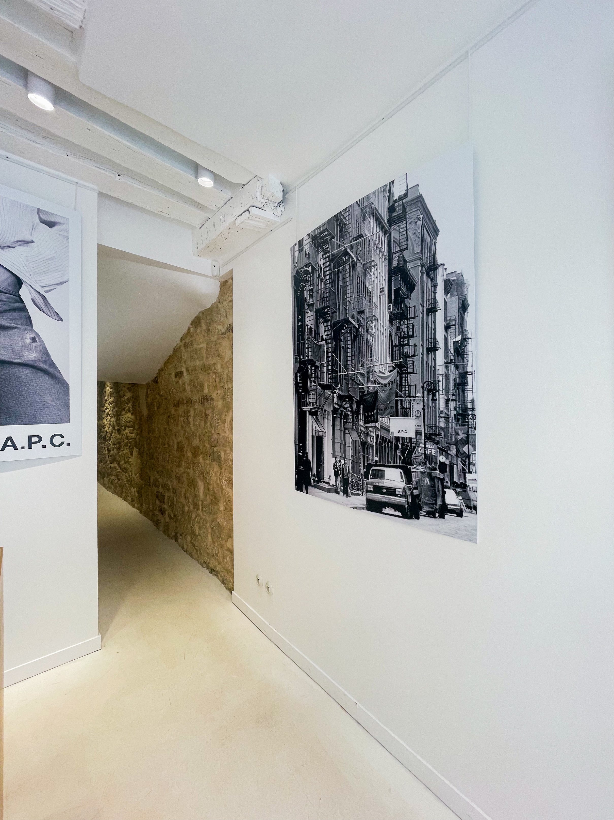 pop up store marais, apc marais, pop up retail, pop up apc